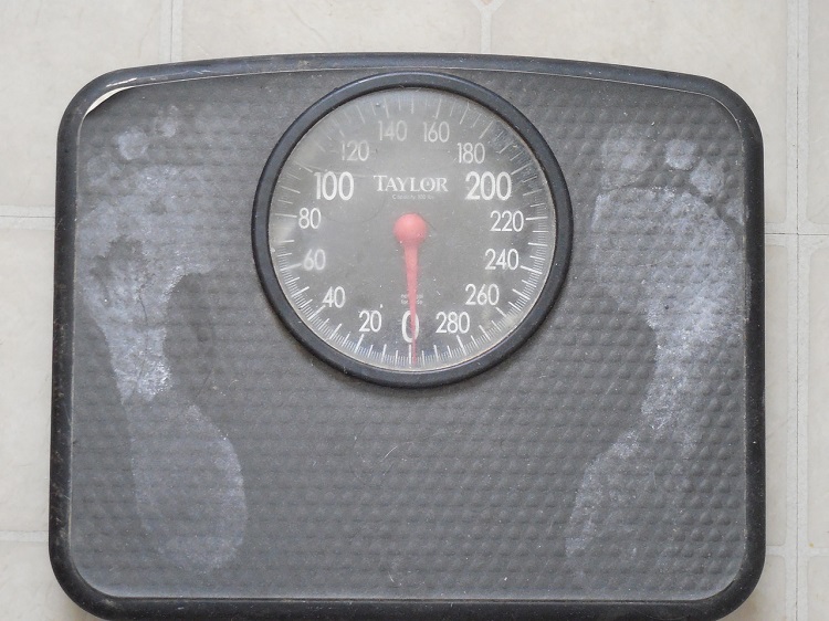 A picture of weighing scales