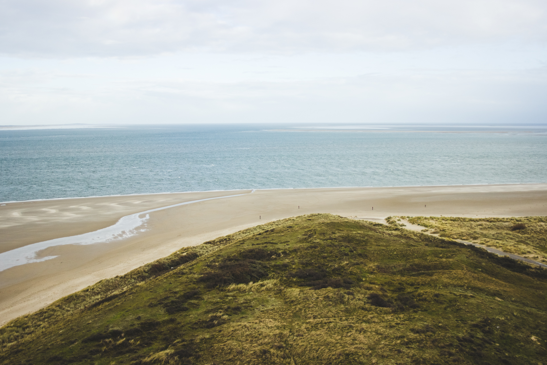 Vue du phare de Texel, photo panoramique de la plage