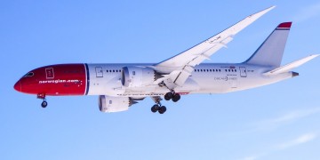 Norwegian Air tvunget til at sikkerhedslande på Island grundet motorfejl 