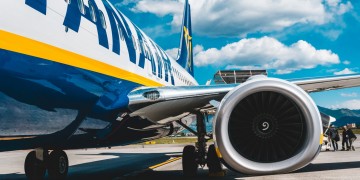 Ryanair & Wizzair : fin du bagage en cabine ce 1/11, mais est-ce légal ?