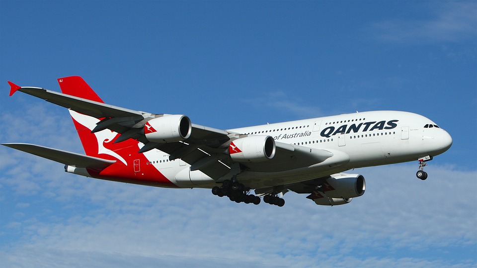 Qantas-passagiers 18 uur vertraagd door agressieve man aan boord