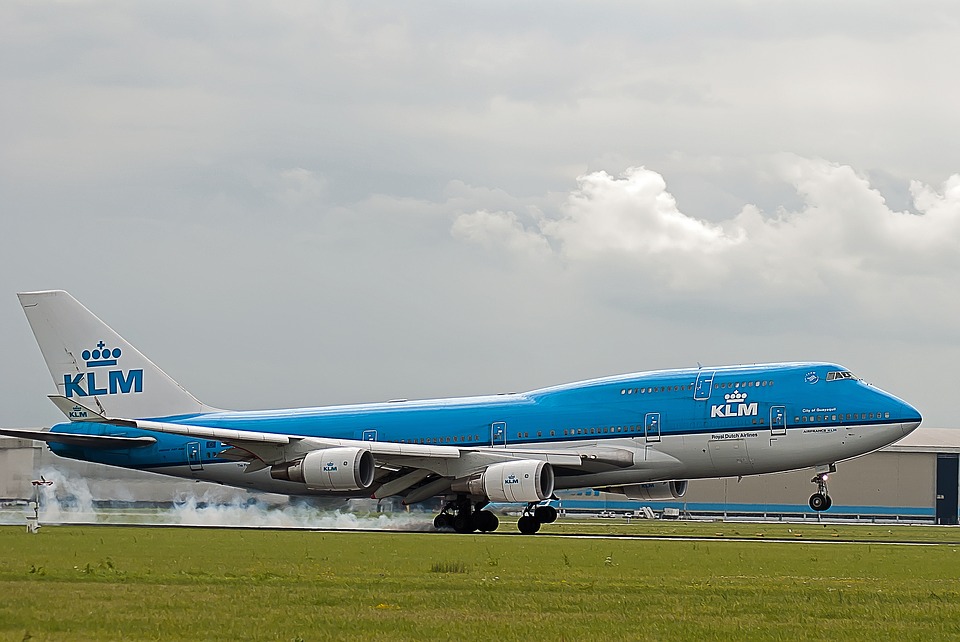 KLM schrapt uit voorzorg vluchten vanwege storm: recht op een vergoeding?