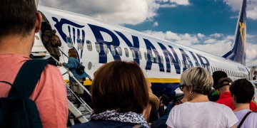 Ryanair zawiesza 70 tras z Polski w styczniu
