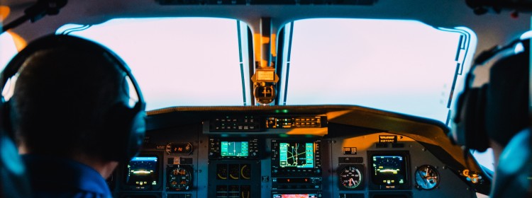 Plots overlijden co-piloot: passagier moet gecompenseerd worden